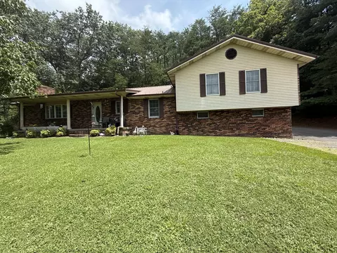 3118 Us Hwy 421, Manchester, KY 40962