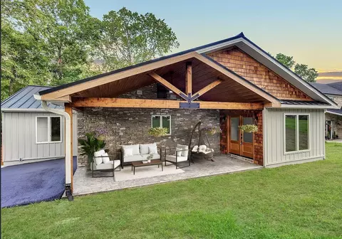 2995 Waterworks Rd, Danville, KY 40422