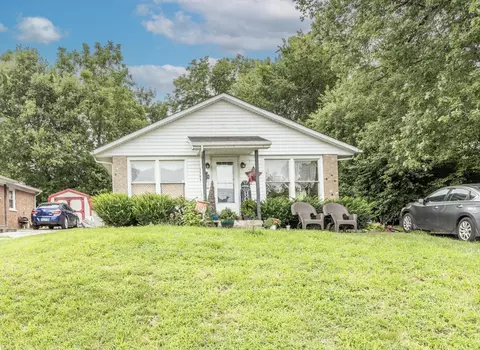 1144 Vine St, Paris, KY 40361