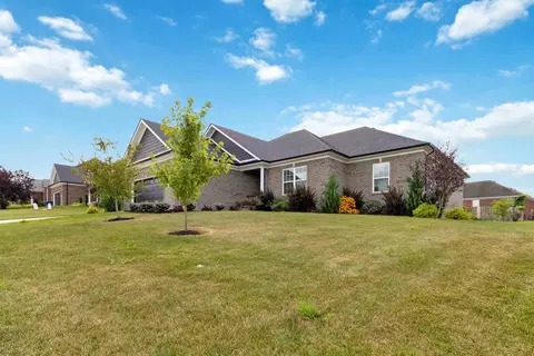 1031 Vineyard Way, Berea, KY 40403 photo 2