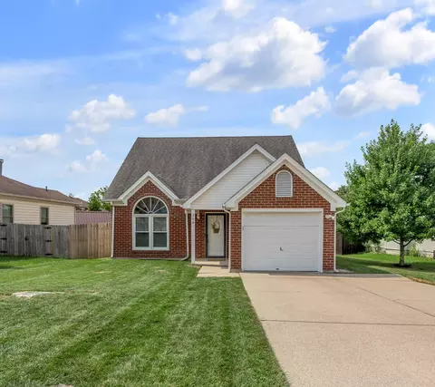 204 W Ridge Dr, Nicholasville, KY 40356