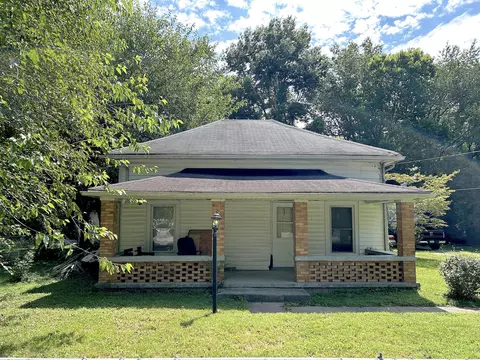 200 Russell St, Junction City, KY 40440