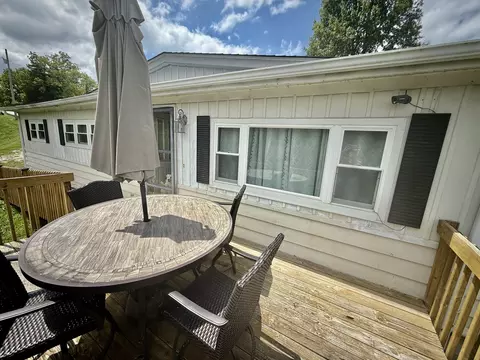 1037 Duncan Rd, Lawrenceburg, KY 40342
