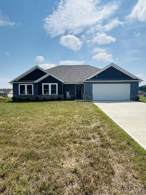 227 Lone Oak Dr, Somerset, KY 42503