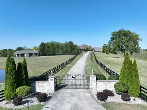 325 Bud James Ln, Harrodsburg, KY 40330