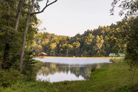 1522 Johnson Fork Rd, Campton, KY 41301 photo 2