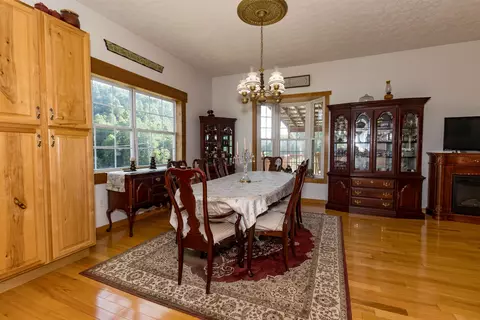 1522 Johnson Fork Rd, Campton, KY 41301 photo 8
