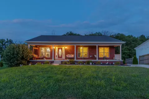2031 Collins Ln, Lawrenceburg, KY 40342