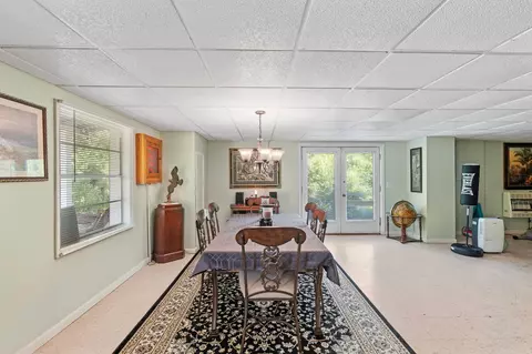 Dining - 13 Lairson Rd, Campton, KY 41301 photo 4 of 4