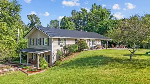 Exterior - 13 Lairson Rd, Campton, KY 41301 photo 4 of 13