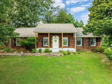 140 Damron Drive Dr, Monticello, KY 42633