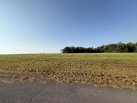 132 Hyde Park Ln, Georgetown, KY 40324