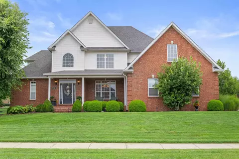 130 Winterberry Cir, Winchester, KY 40391