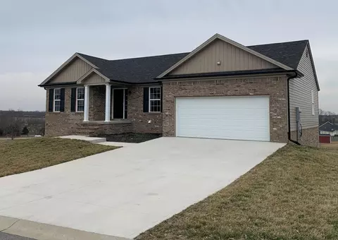 205 Max Cavnes Rd, Danville, KY 40422
