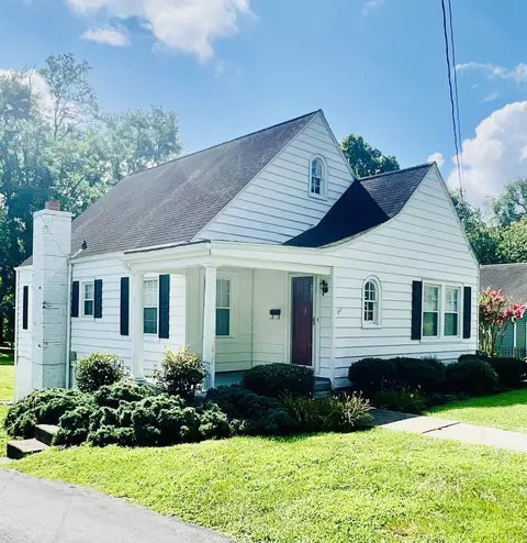 217 Antwerp Ave, Mount Sterling, KY 40353