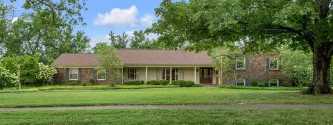 3725 Gloucester Ct, Lexington, KY 40510
