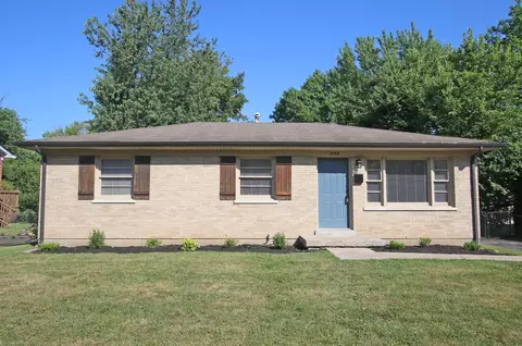 2145 Sage Rd, Lexington, KY 40504