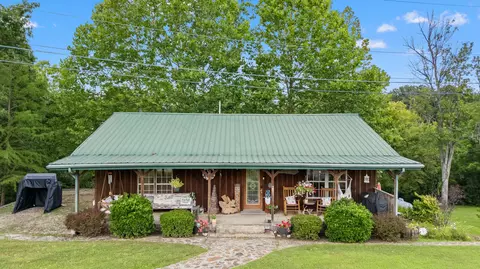 95 Joseph Proctor Memorial Bypass Rd, Irvine, KY 40336