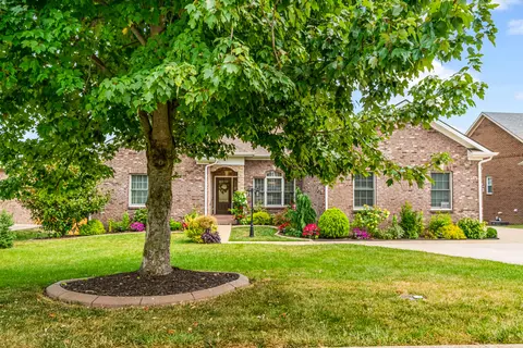 316 Squires Way, Nicholasville, KY 40356