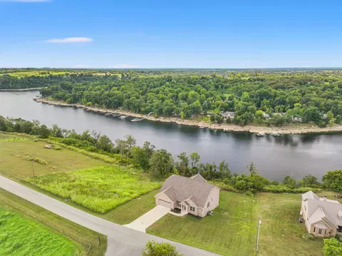 1830 Hunter Dr, Lancaster, KY 40444