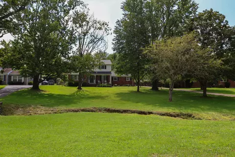 115 Hampton Ave, Winchester, KY 40391 photo 3