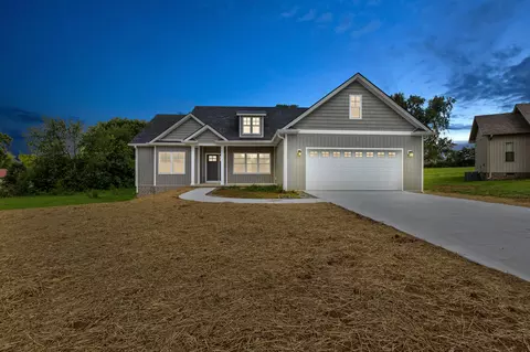320 Sande Ridge Ln, Mount Sterling, KY 40353