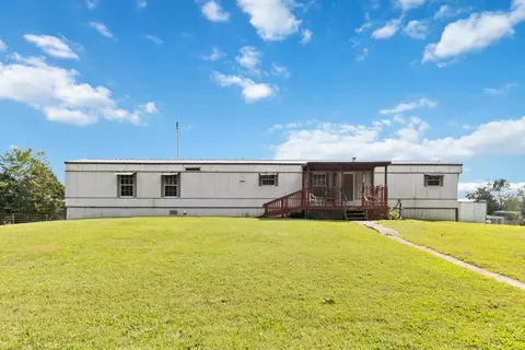 147 Walker Bernard Ln, Russell Springs, KY 42642