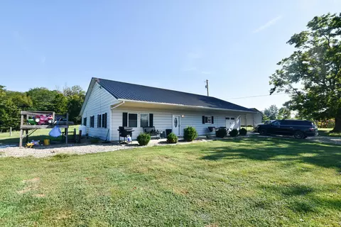 410 Murphy Ln, Flemingsburg, KY 41041