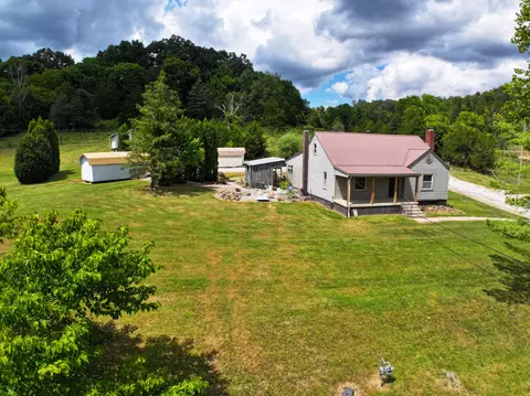 2520 Wisemantown Rd, Irvine, KY 40336