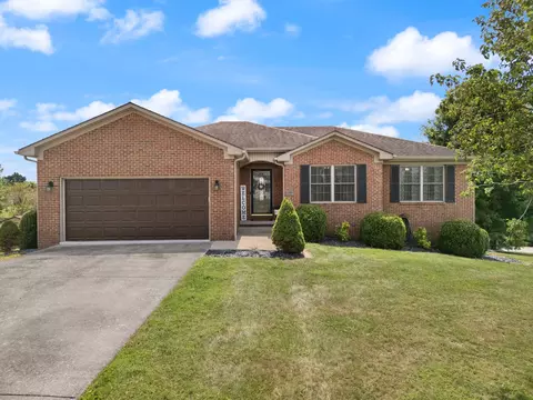 100 Woodridge Way, Berea, KY 40403