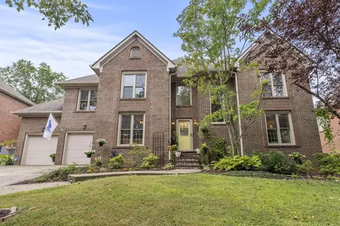 740 Andover Village Dr, Lexington, KY 40509