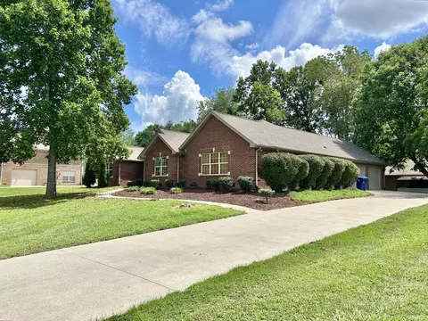 182 Lake Forest Dr, Somerset, KY 42503