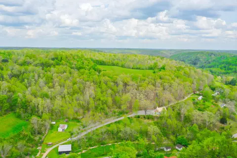 10002 Hwy 421, Mckee, KY 40447