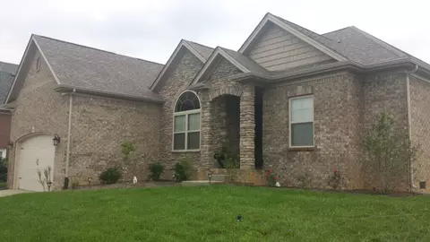 189 Clubhouse Dr, Georgetown, KY 40324