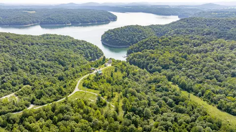 62 Brittany Dr, Monticello, KY 42633