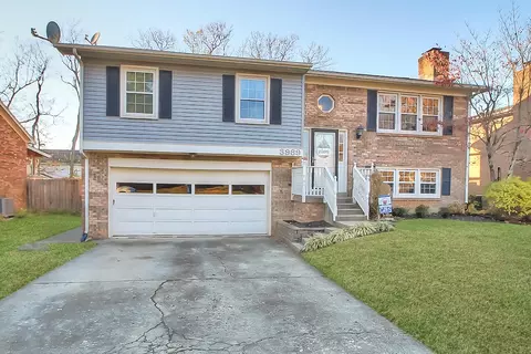 3989 Weber Way, Lexington, KY 40514