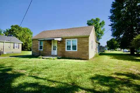 85 Bellview St, Junction City, KY 40440