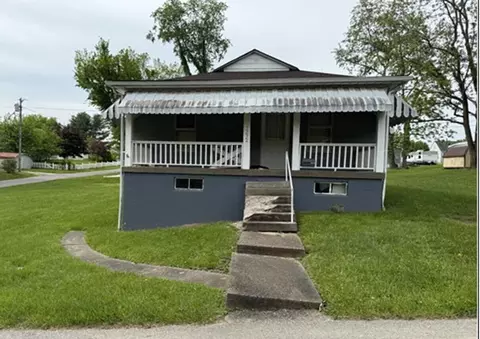 3232 Pinehaven Dr, Ashland, KY 41101