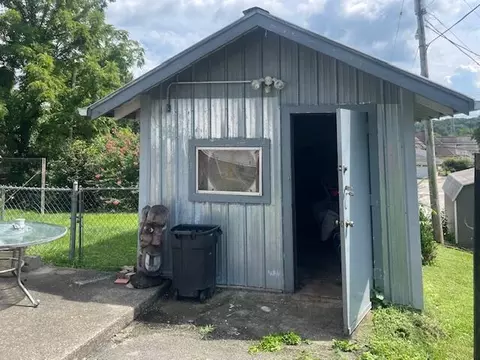207 W Center St, Corbin, KY 40701 photo 8