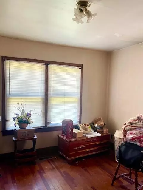 207 W Center St, Corbin, KY 40701 photo 5