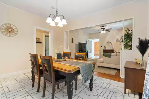 Dining - 201 Padgett St, Corbin, KY 40701 photo 4 of 6