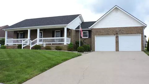 617 E Arrowhead Trl, Mount Sterling, KY 40353