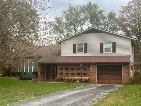 110 Charlotte Dr, Cynthiana, KY 41031