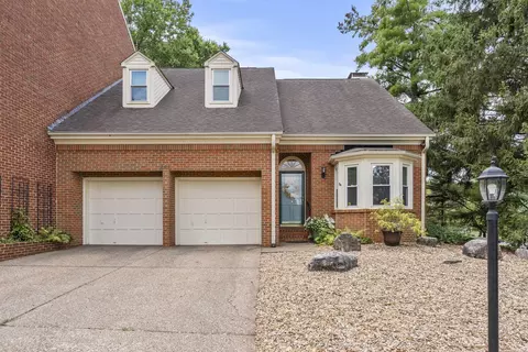 204 Breckinridge Dr, Versailles, KY 40383