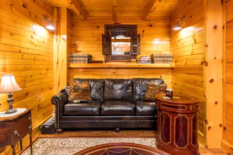 Living - 1137 Paradise Dr, Rogers, KY 41365 photo 4 of 6