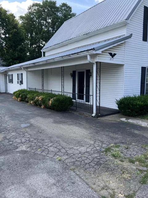 207 S Lexington Ave, Wilmore, KY 40390