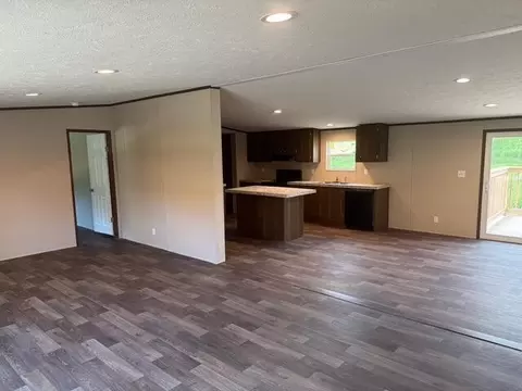 Living - 130 Dixon Dr, Corbin, KY 40701 photo 1 of 4