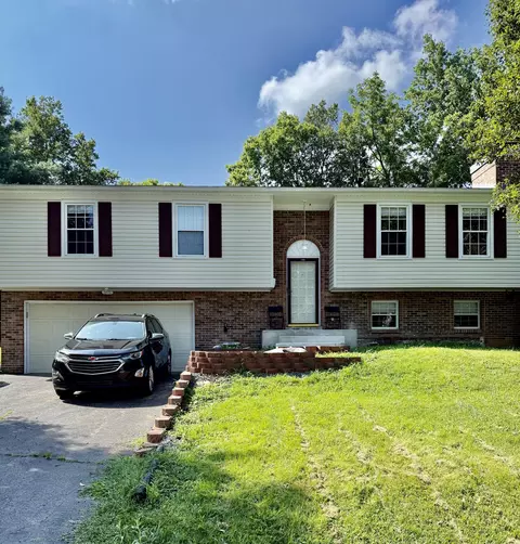 1202 Chinook Trl, Frankfort, KY 40601