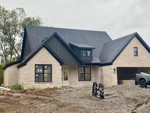 1036 Morris Dr, Richmond, KY 40475
