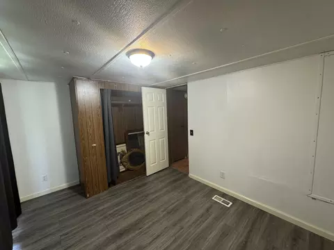 Bedroom - 365 Quicksand Rd, Jackson, KY 41339 photo 3 of 3